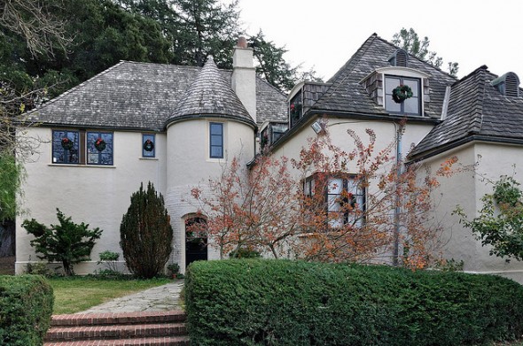 Dinkelspiel House in Oakland