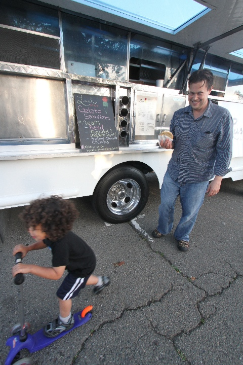 berkeley off the grid with a child