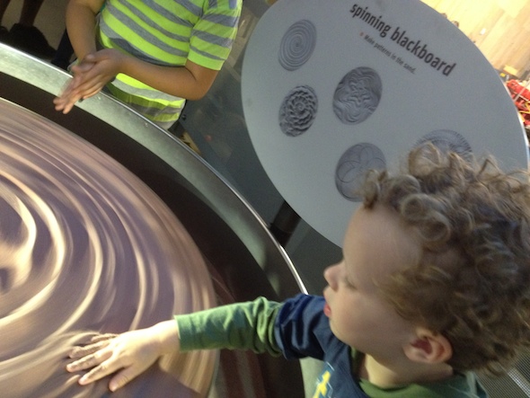 The 3-year olds guide to the Exploratorium #preschoolers #toddlers #sanfrancisco