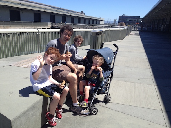 Food time, The 3-year olds guide to the Exploratorium #preschoolers #toddlers #sanfrancisco