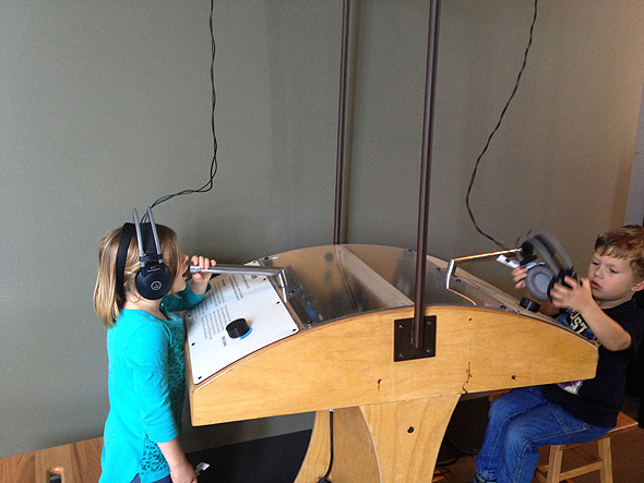 Exploratorium sound experiments |