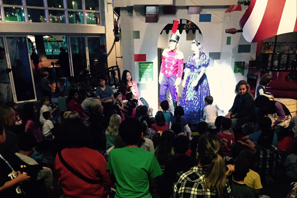 legoland-hotel-entertainment