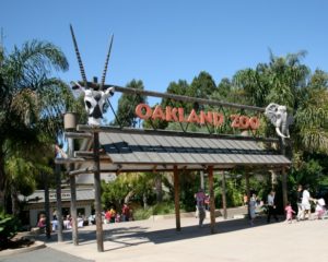 Oakland Zoo entrance