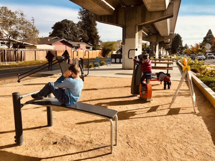 Albany-Ohlone-Greenway-Exercise-Area