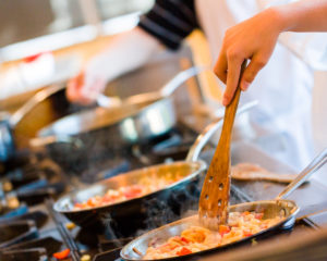 Guide to kids' cooking classes