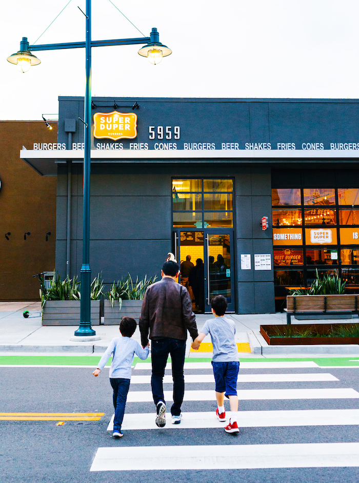 99 Kid-friendly Restaurants in the East Bay 5 Super Duper Burgers Emeryville
