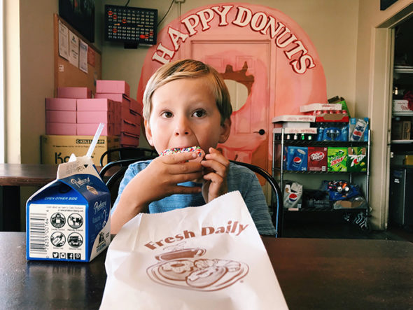 donut at Happy Donuts