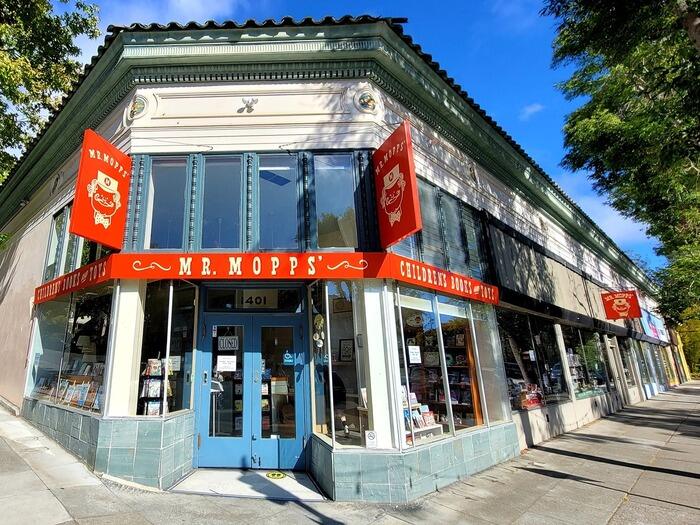 Storefront of Mr Mopps Children's Books in North Berkeley