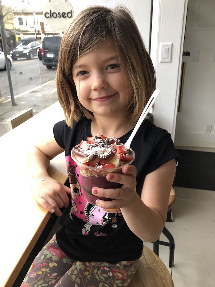healthy acai bowl at Elmwood's Palm Cafe