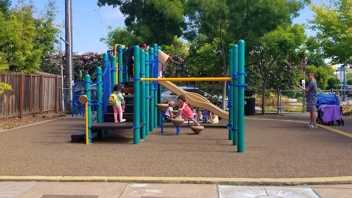 Doyle Hollis 61st St Mini Park