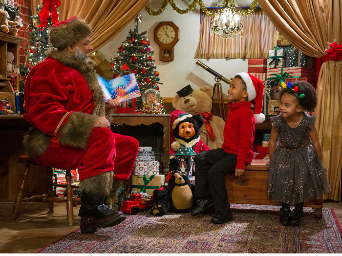 Where to Get Photos with Santa in the East Bay 3 black santa scene