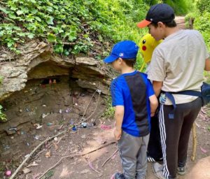 boys-discover-fairies