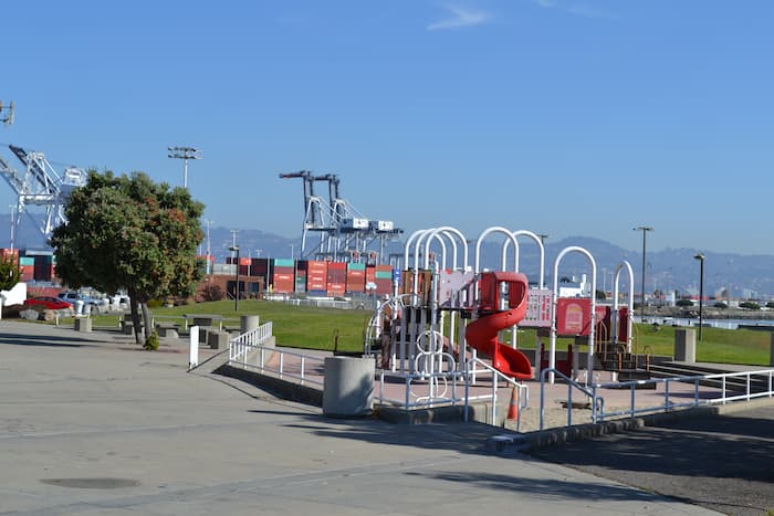 middle harbor playground