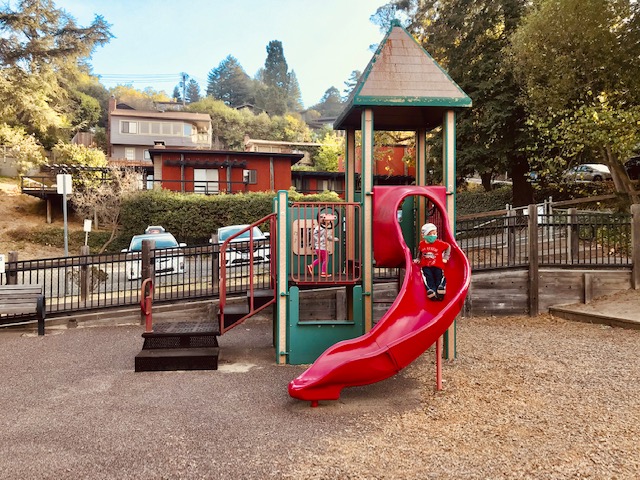 Glendale-La-Loma-Park-Berkeley-Totlot