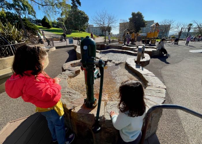 Lafayette Playground: the Tippy Top of San Francisco, Super Clean & Gorgeous 3 IMG 2837