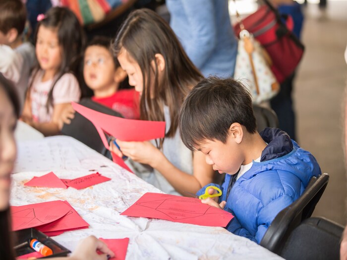 Children make lunar new year craft