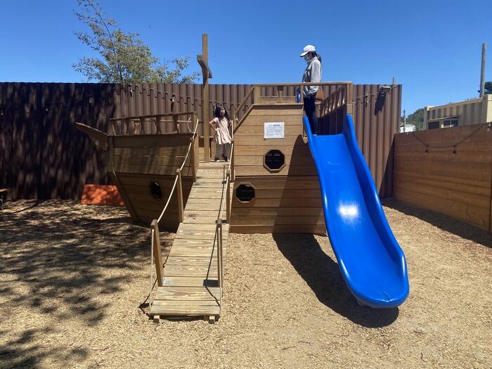 junction beer boat play structure