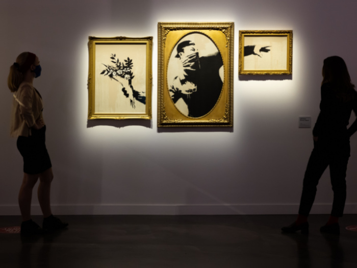 Banksy flowers picture in a gallery