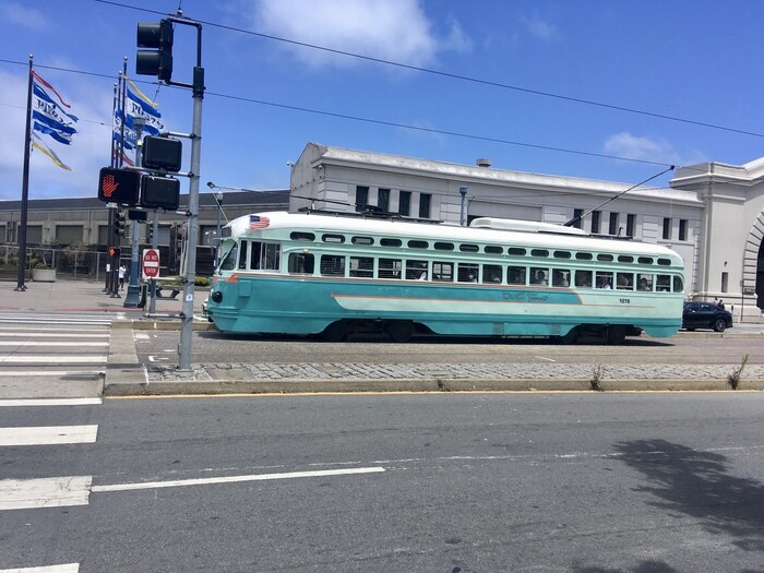 Play Tourist at San Francisco's Aquarium of the Bay & Pier 39 11 Streetcar in SF