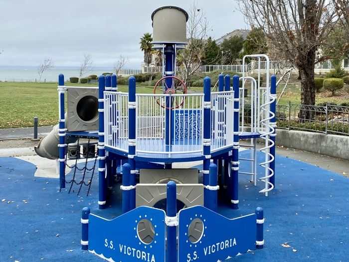 Favorite Things to Do in Hercules & Pinole with Kids 2 Playstructure at Shoreline park in Hercules