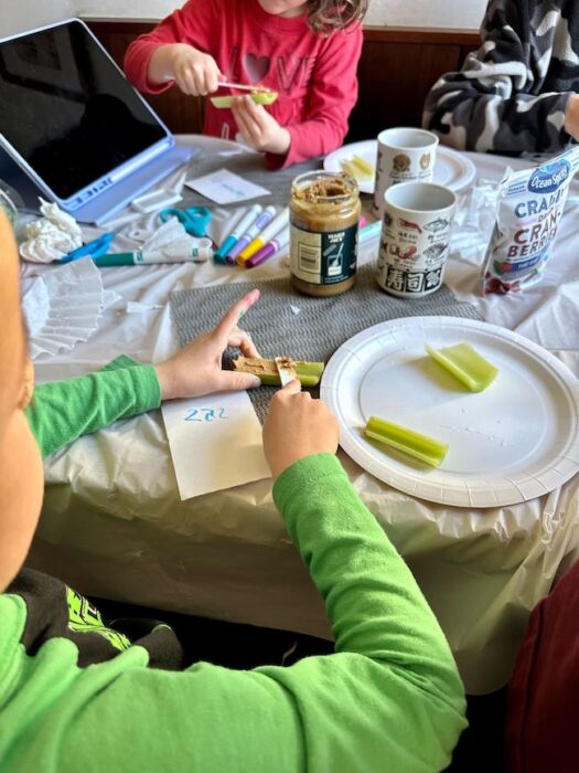 kids making a healthy snack