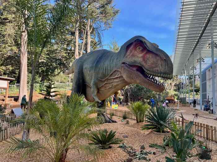 Life-size T. Rex statue