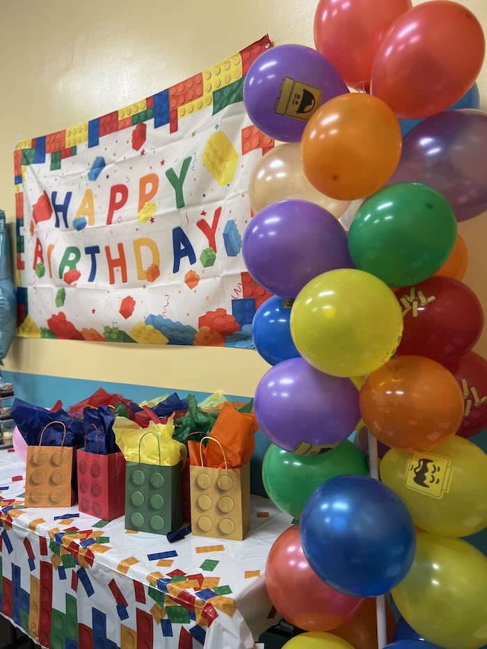 lego birthday party decor