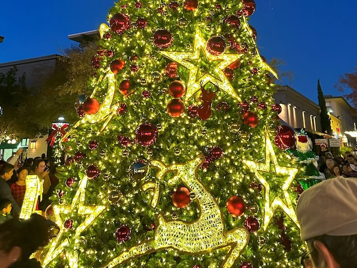 lit up christmas tree at Alameda South Shore Center