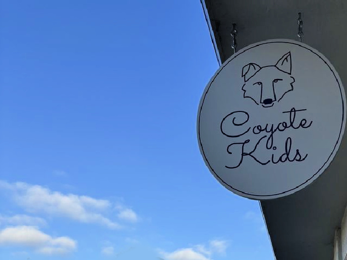 coyote kids albany sign
