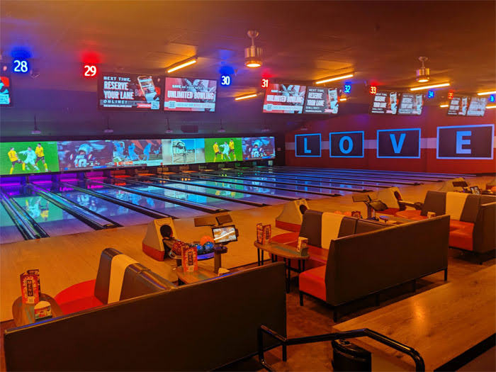 Bowling in Alameda