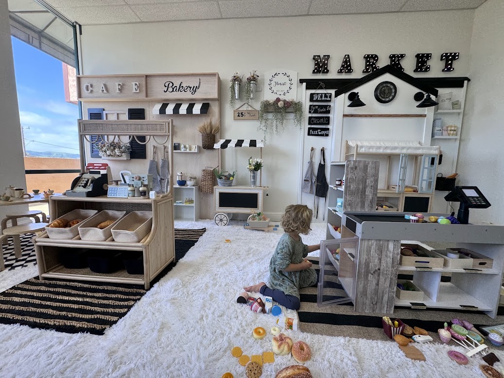Lo's Playtown in Benicia