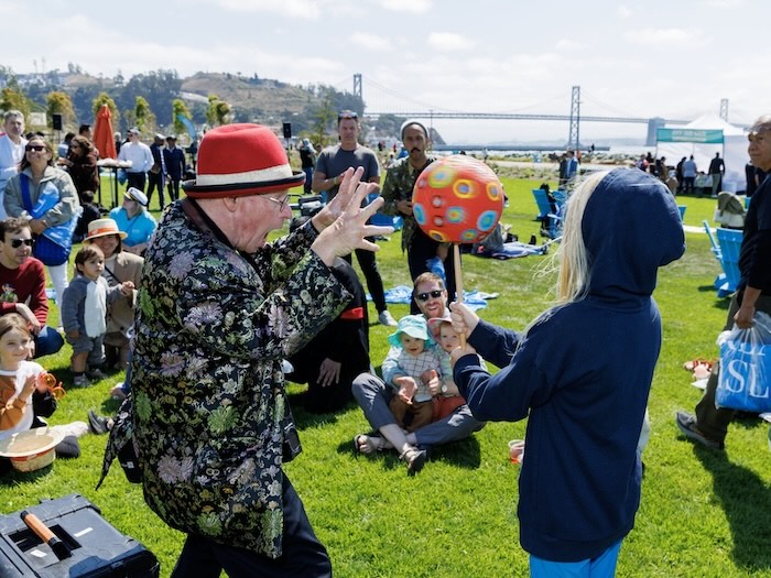 Cityside Park on Treasure Island performer